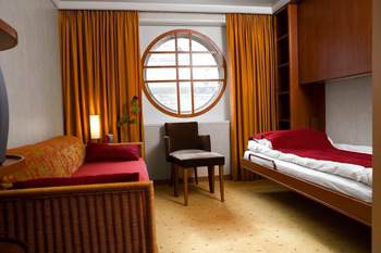 2-Bed Outside Cabin, S